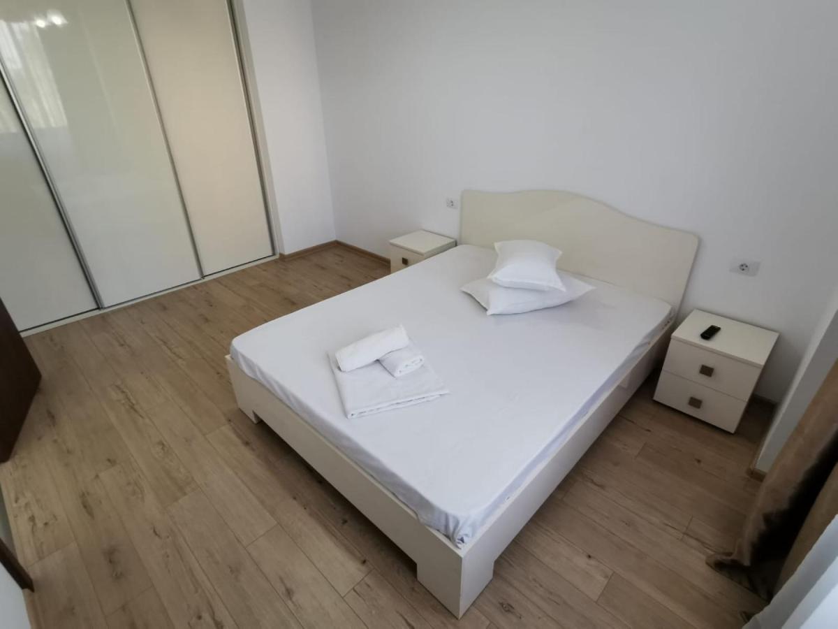 Lake Apartments Solid 马马亚 外观 照片
